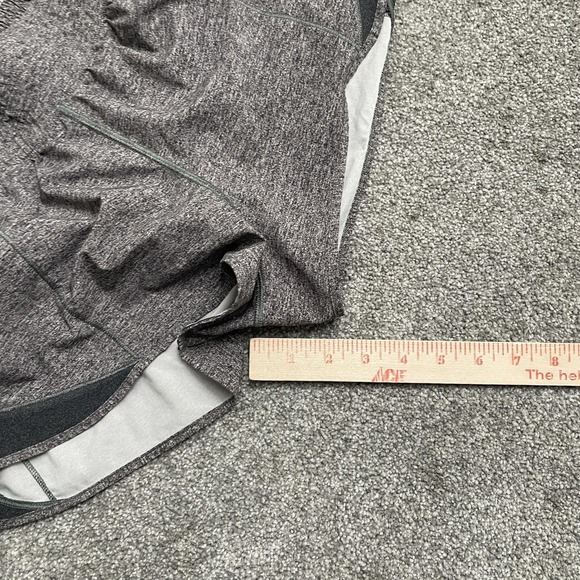Lululemon Shorts Womens 6 Gray Speed Up Heather Lined Running Athletic Pocket - Picture 8 of 9